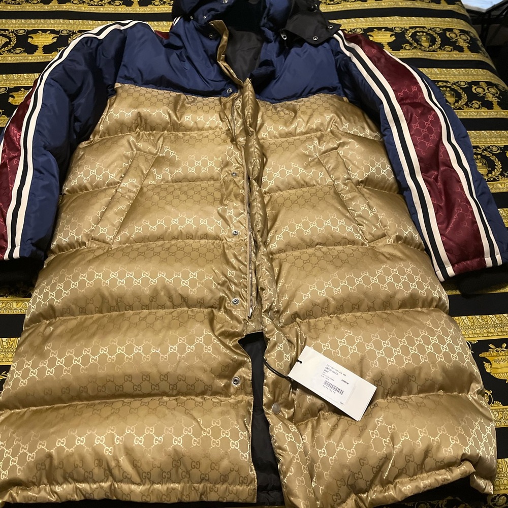 NEW WITH TAGS 100% AUTHENTIC GUCCI GG MONOGRAM LONG PUFFER JACKET WITH HOOD